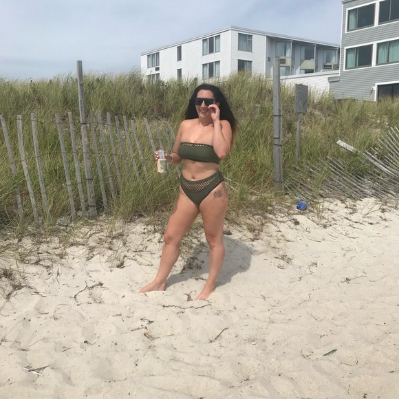 Meet your Posher, Jessica - Picture 4 of 6